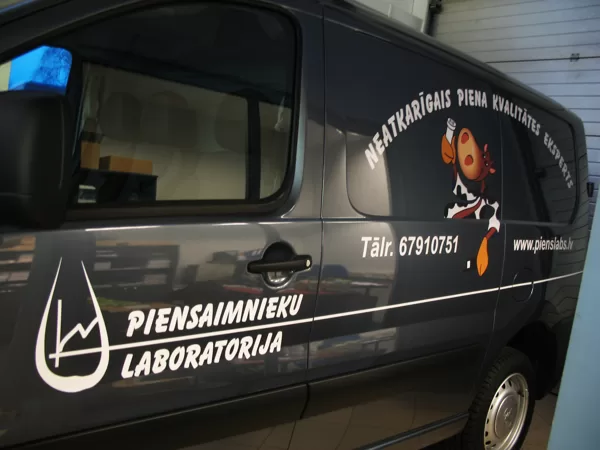 Auto dizains un aplīmēsana